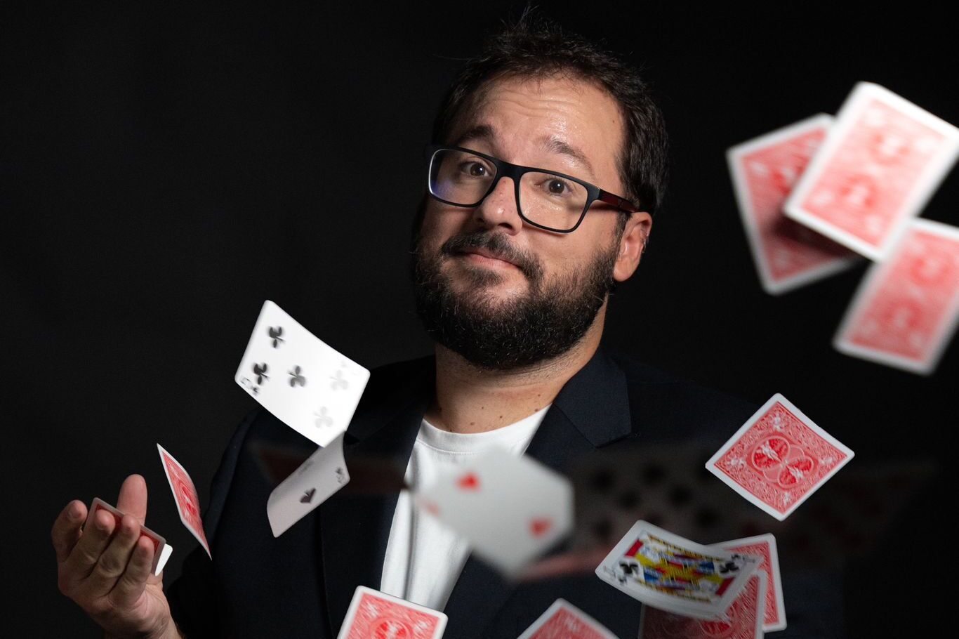 Migue García, magia de cerca para eventos en Cádiz y Sevilla